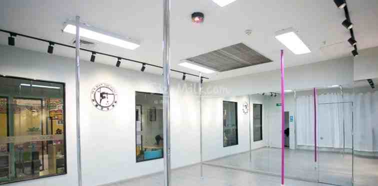 碑林家庭式舞蹈工作室让你这个冬天不再寒冷–飞舞舞蹈工作室(雍和宫店)插图4